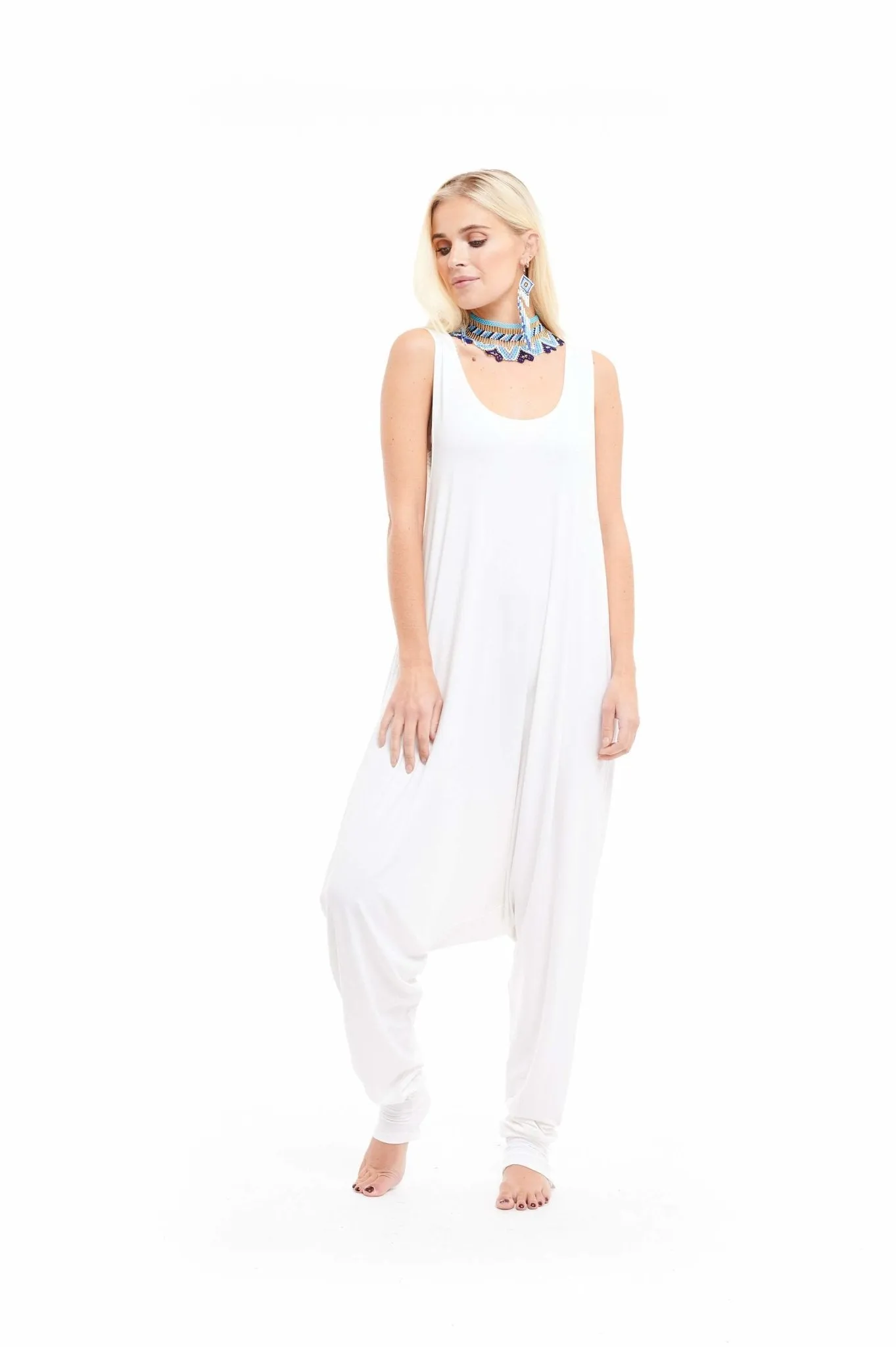 BAGGY JUMPSUIT WHITE