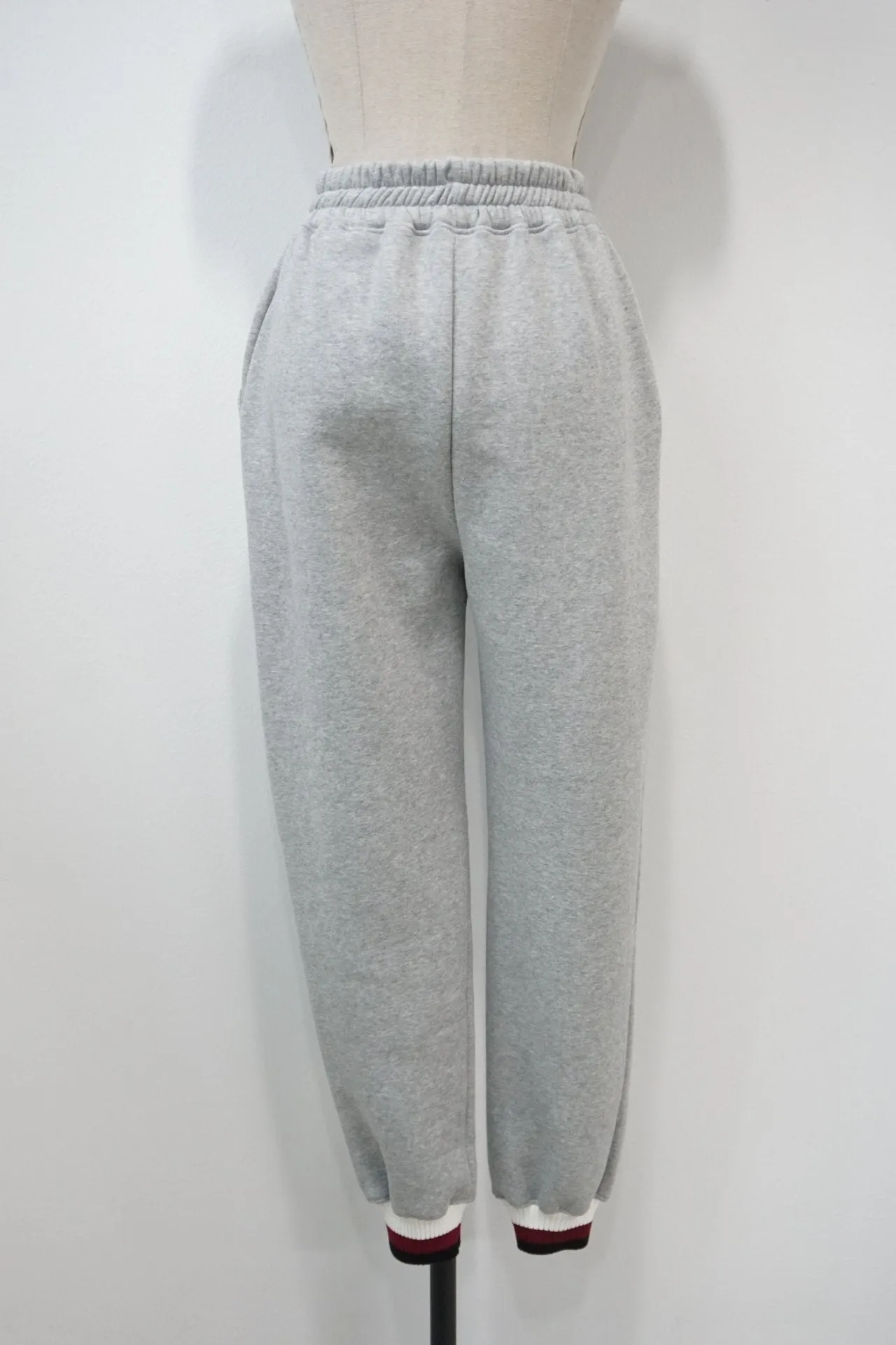 SWEATPANTS WITH STRIPE DETAIL